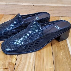 Stuart Weitzman Black Textured Shiny Slip-On Mule Loafers